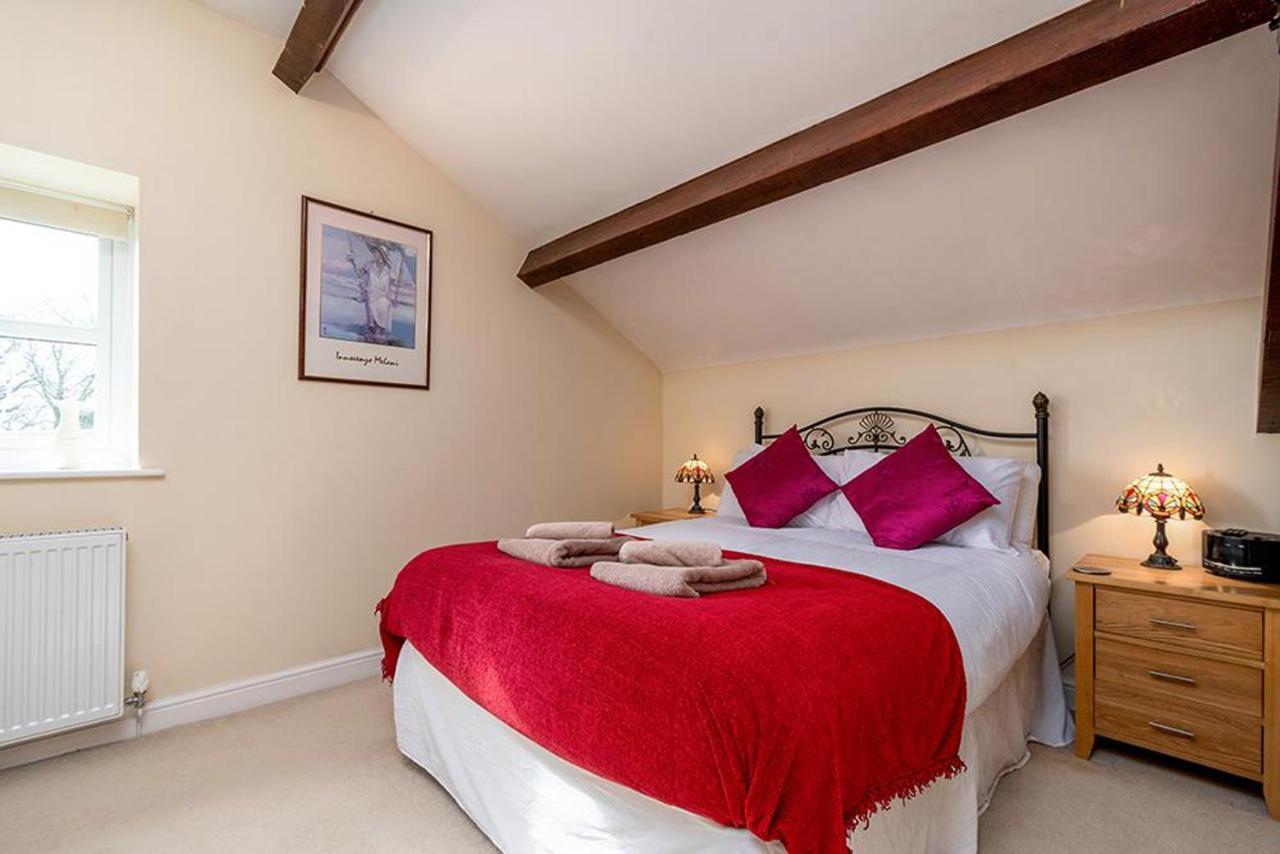 Tregarnedd Cottage Llangefni Exterior photo