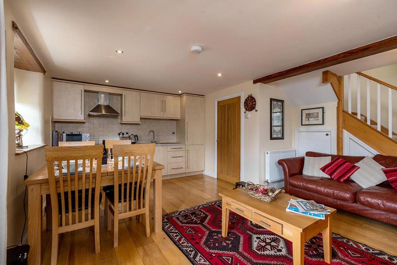 Tregarnedd Cottage Llangefni Exterior photo